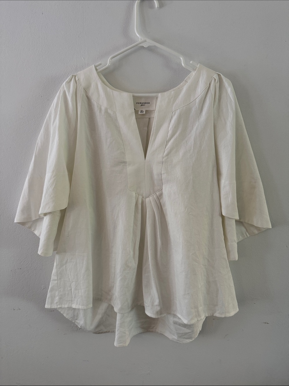 Pomander Place white Finley flutter Top Sz XL